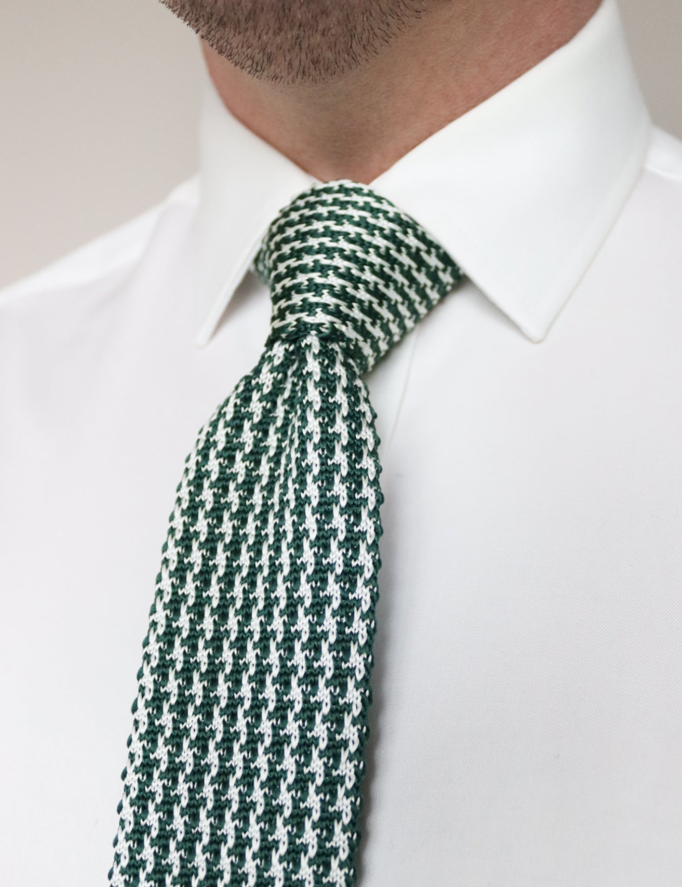 Houndstooth Design Knitted Tie With Square End - Dark Green