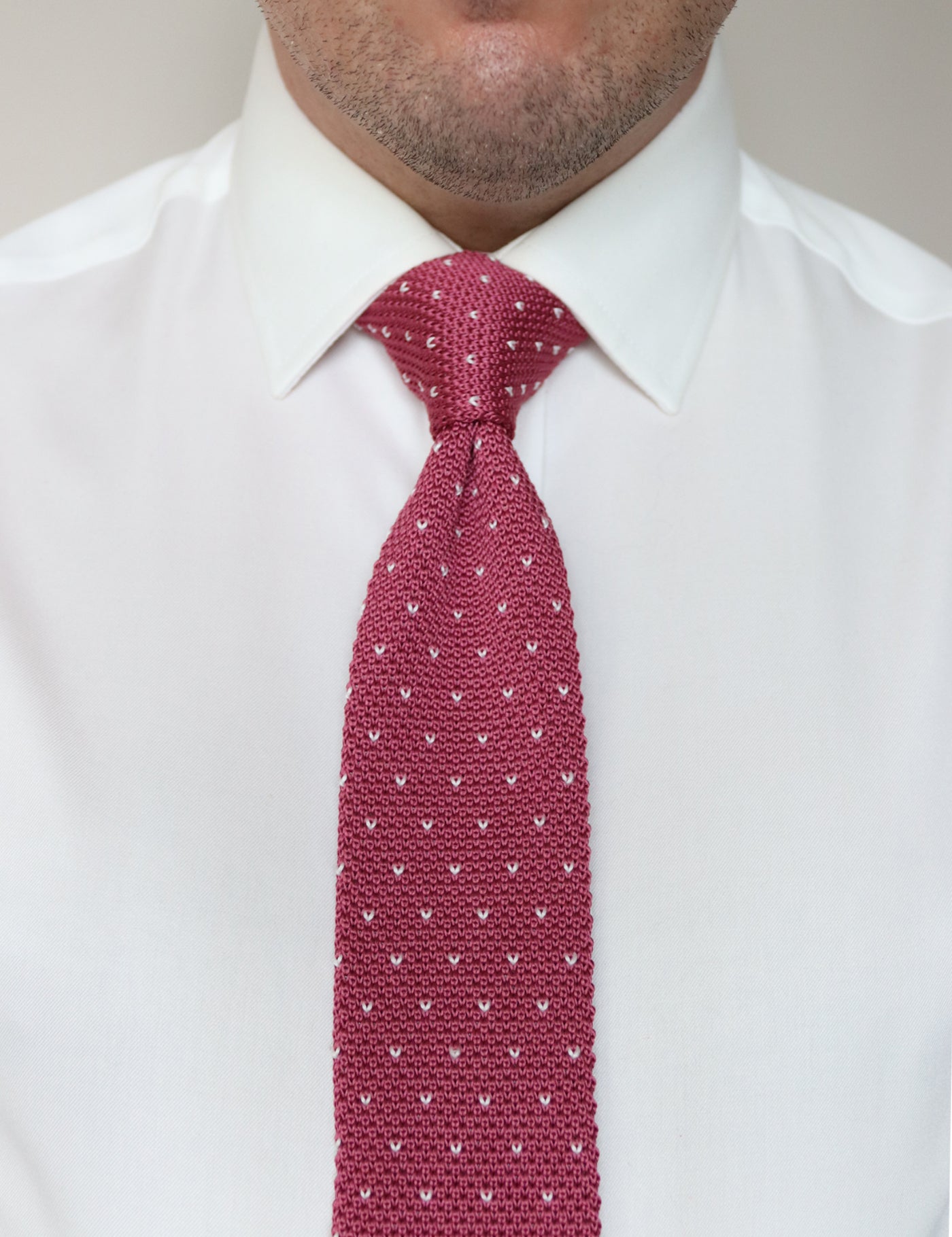 100% Polyester Square End Knitted Tie With Dots - Dark Pink